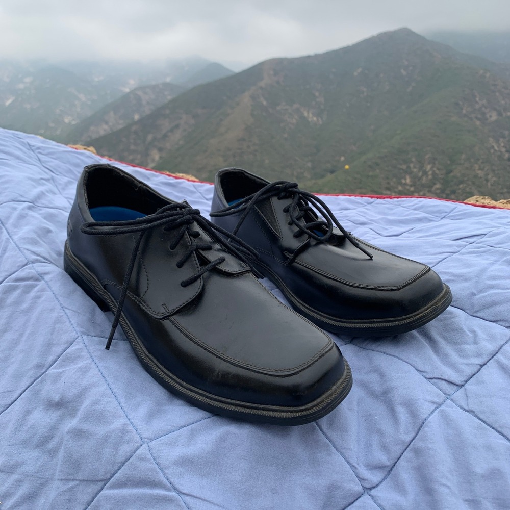Skechers Relaxed Fit Oxford dress shoes w/ memory foam insoles in black - 8 mens